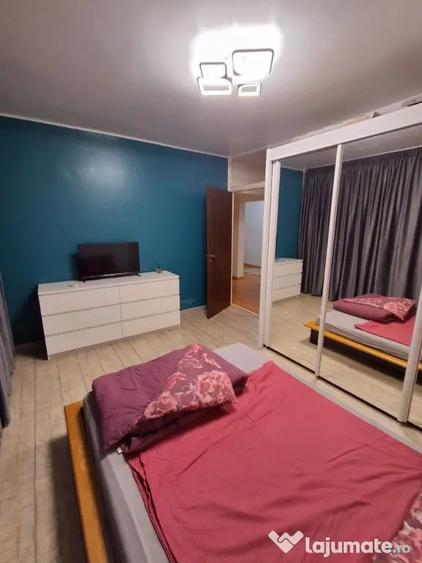 Apartament cu 2 camere decomandat în 13 Septembrie