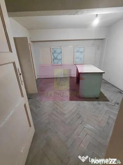 Spațiu comercial, de 105 mp, în Basarabia