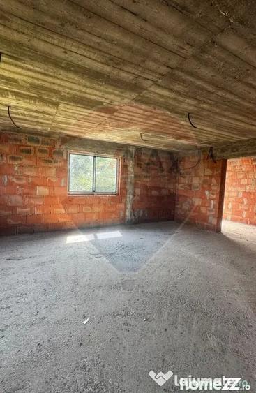 Casa / Vila cu 6 camere de vanzare - Costana (Suceava) - 2