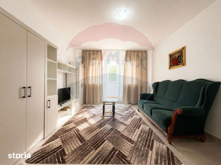 Apartament cu 2 camere semidecomandat în Cornișa