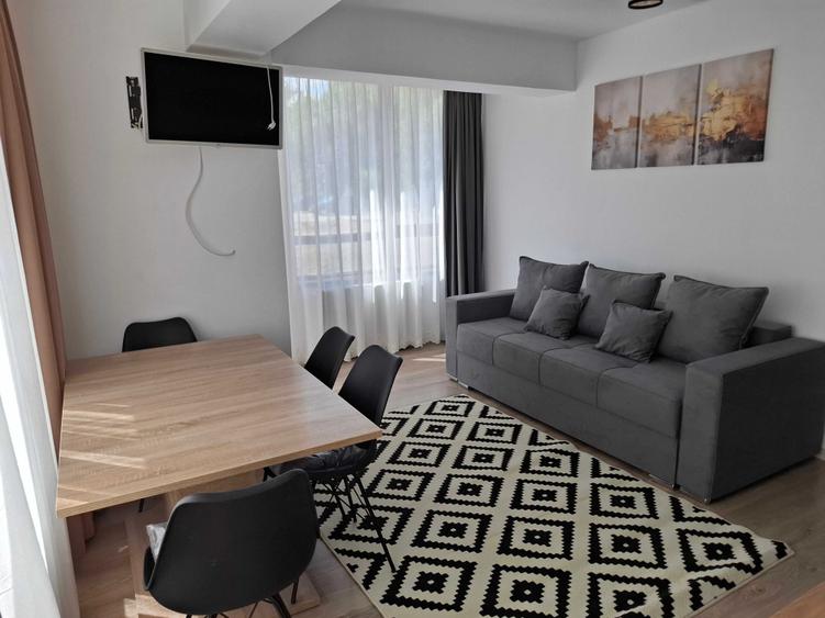 Apartament cu 3 camere decomandat în Șelimbăr