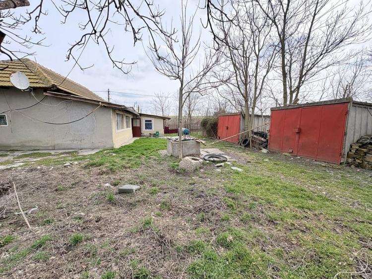 Casă individuală cu 4 camere cu Canalizare în Nistorești