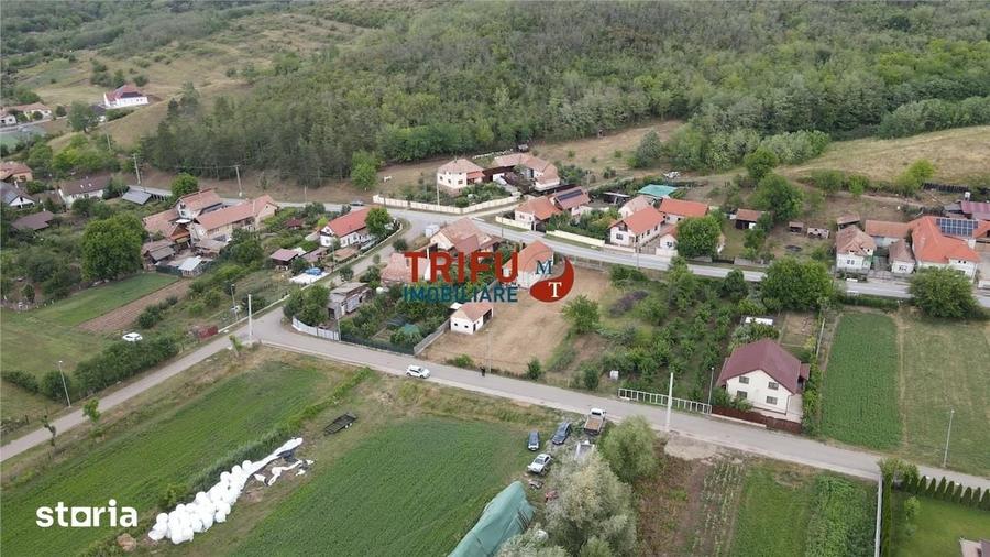 Casă cu 3 camere cu Teren 1084 Mp în Ciugud