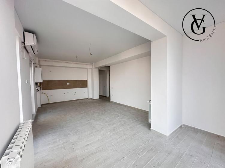 Apartament cu 3 camere semidecomandat în Mamaia-Sat