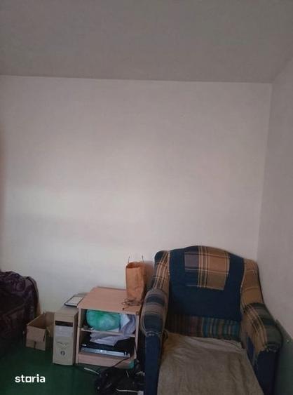 Apartament cu 2 camere semidecomandat în Rogerius