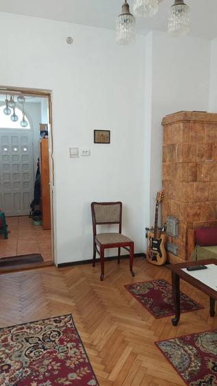 Casă cu Teren 140 Mp în Central