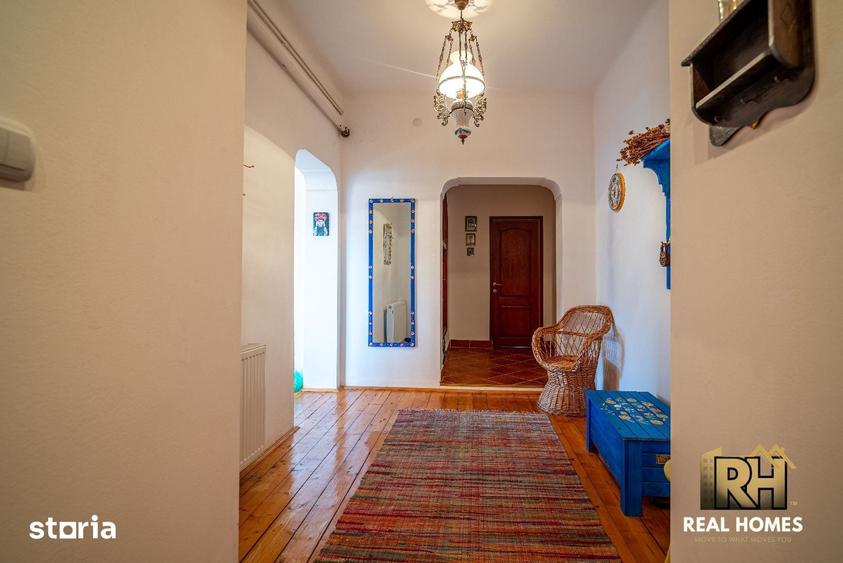Apartament cu 3 camere decomandat în Inel II