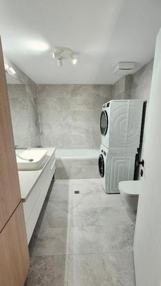 Apartament cu 3 camere semidecomandat, mobilat în Floreasca