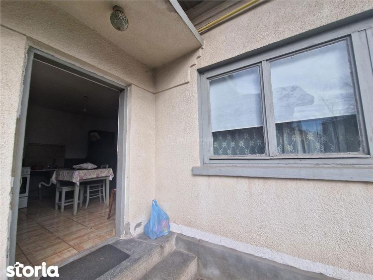Casă cu 2 camere cu Teren 321 Mp în Brazda lui Novac