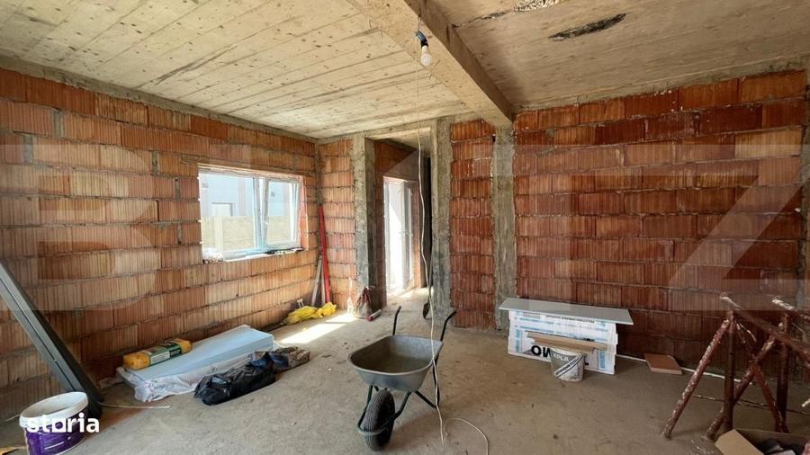 Casă cu 4 camere cu Teren 270 Mp în Urseni
