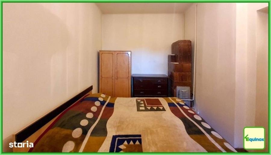 Casă cu 4 camere semidecomandat în Central