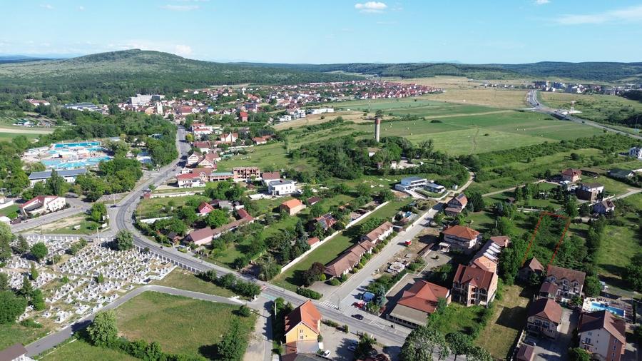 Teren Construcții intravilan de 1449 mp, în Băile 1 Mai
