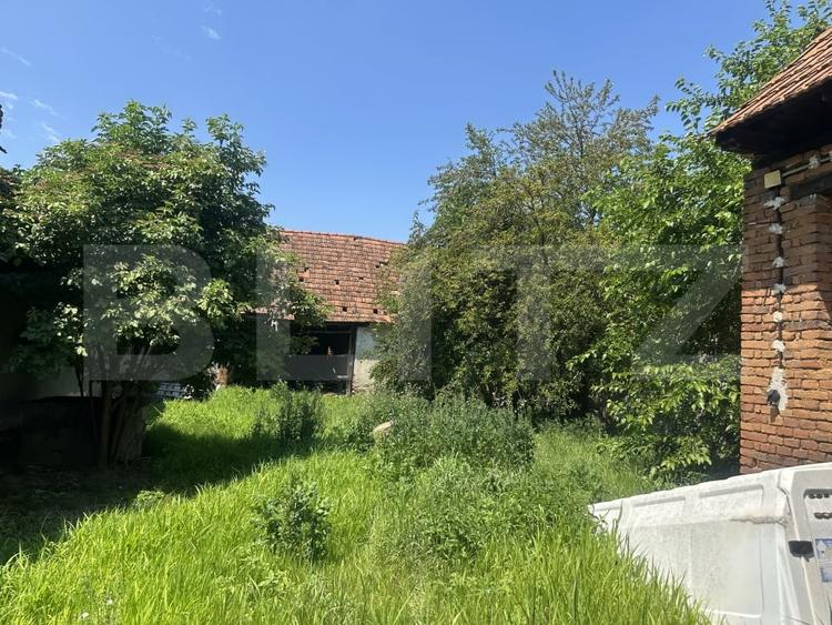 Casă individuală cu 4 camere cu Teren 1200 Mp în Vinerea