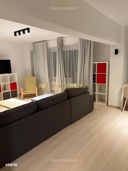 Apartament cu 3 camere, mobilat în Tineretului