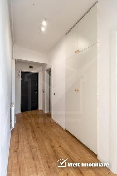 Apartament cu 2 camere decomandat în Europa