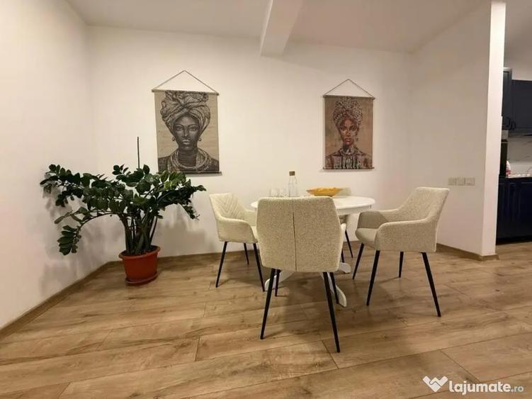 Casă cu 5 camere cu Teren 210 Mp în Eroii Revoluției