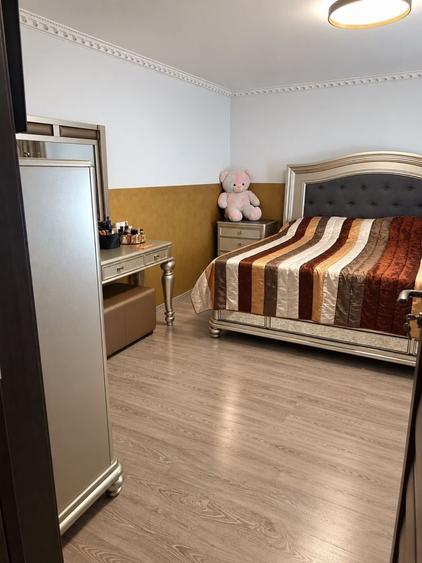 Casă cu 4 camere în Andronache