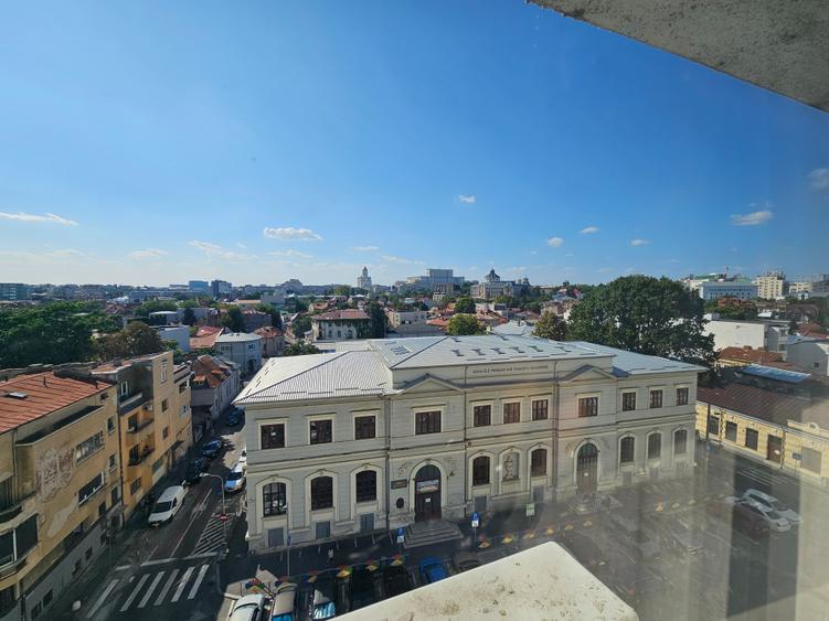 Apartament cu 2 camere semidecomandat, mobilat în Unirii