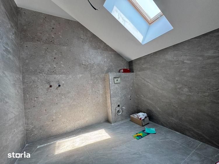 Casă cu 5 camere cu Teren 190 Mp în Central