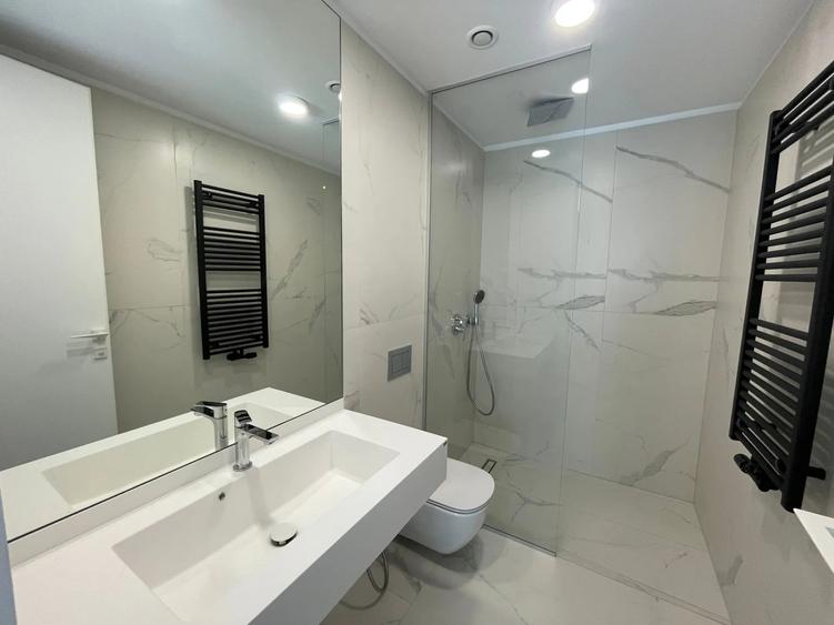 Apartament cu 2 camere decomandat în Floreasca