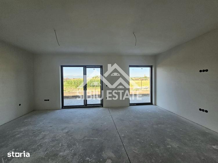 Casa noua 4 dormitoare, spatiu bun pentru familie - 13