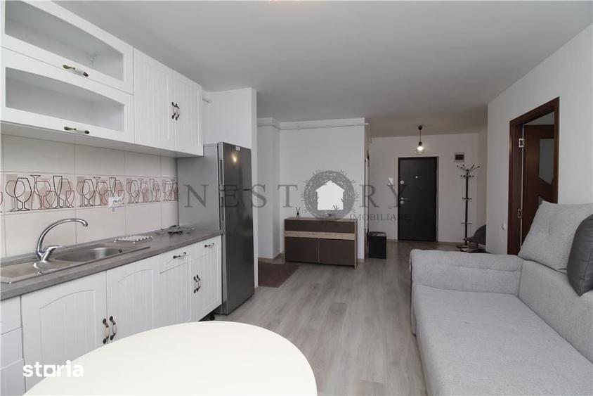 Apartament cu 3 camere semidecomandat în Între Lacuri