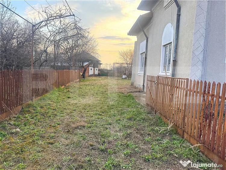 Casă cu 4 camere cu Teren 3920 Mp în Ulmi