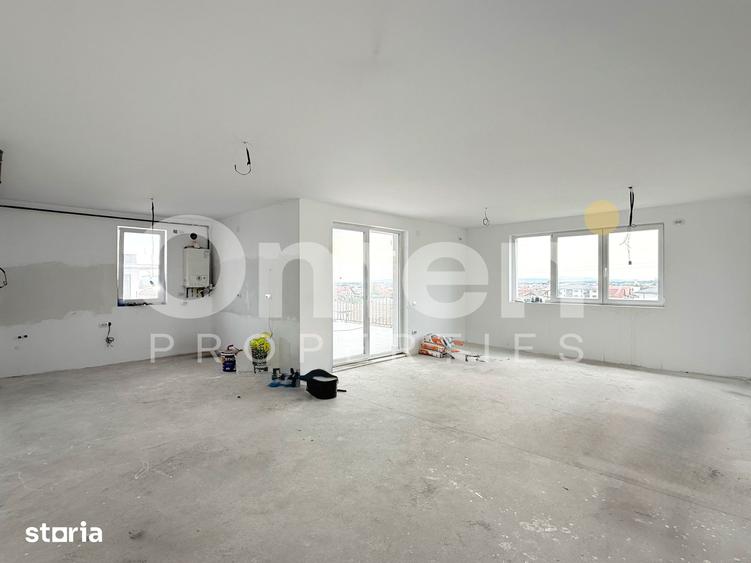 Apartament cu 4 camere în Săsar