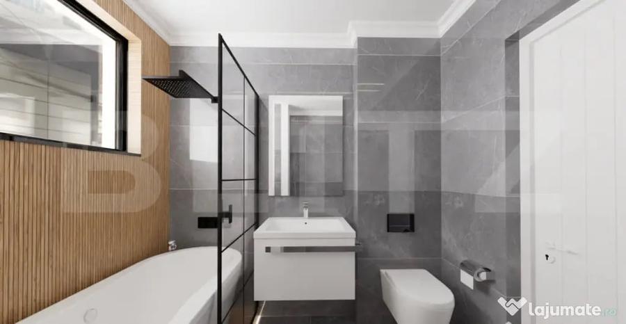 Apartament cu 3 camere decomandat în Central