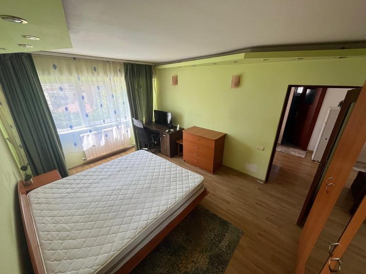 Garsonieră decomandată în Dacia