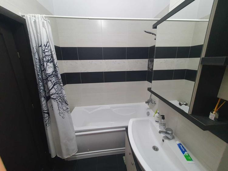 Apartament cu 2 camere decomandat în Exterior Vest