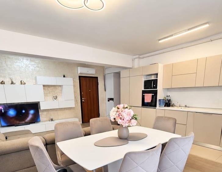 Apartament cu 3 camere în Băneasa