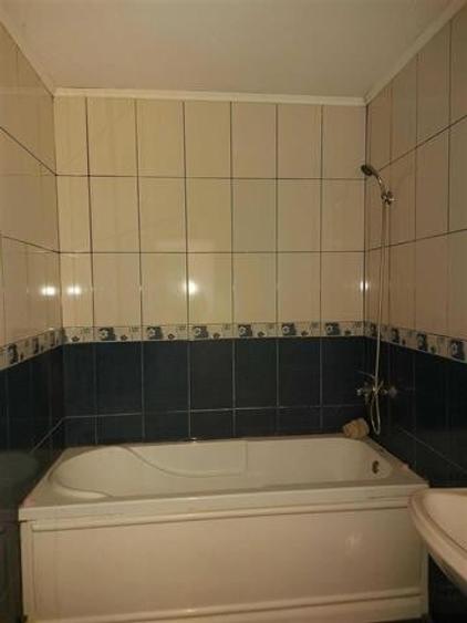 Apartament cu 3 camere decomandat în Găvana 3