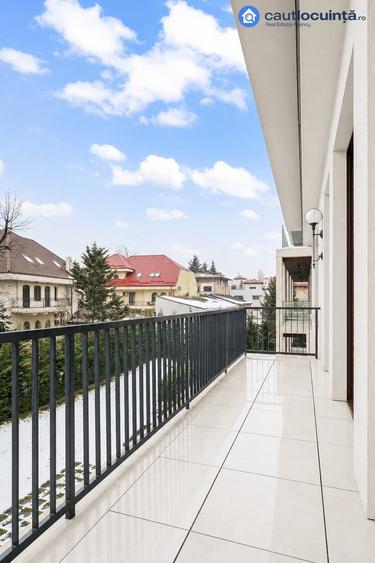 Apartament cu 4 camere, mobilat în Arcul de Triumf