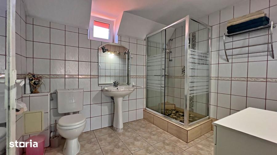 Casă cu 6 camere cu Teren 514 Mp în Terezian