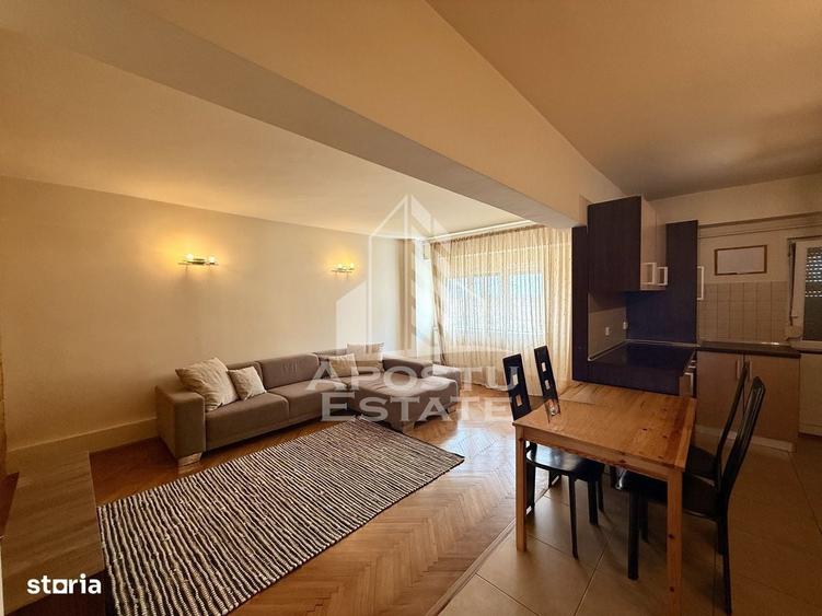 Apartament cu 3 camere decomandat în Dumbrăvița