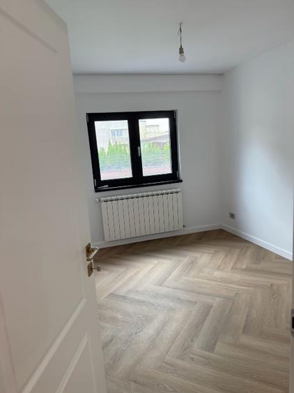 Apartament cu 3 camere decomandat în Floreasca