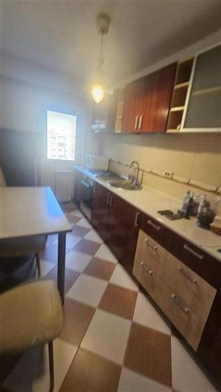 Apartament cu 2 camere decomandat, mobilat în Rahova