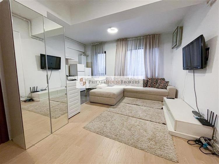 Apartament cu 2 camere semidecomandat, mobilat în Băneasa