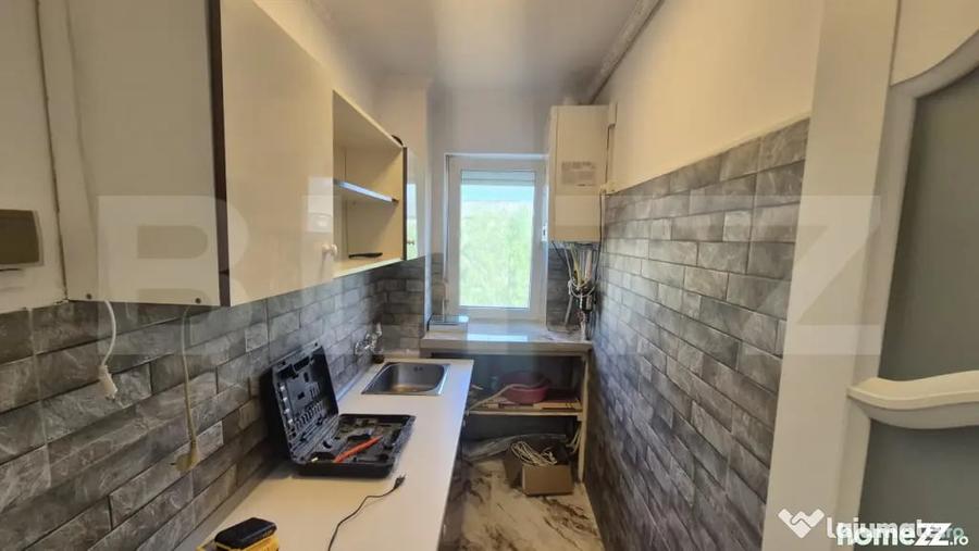 Apartament cu 2 camere semidecomandat în Solidarității
