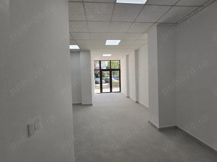 Spațiu comercial, de 52 mp, în Central