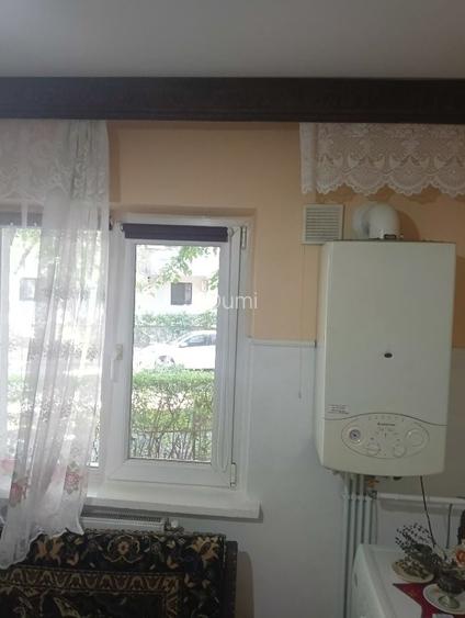 Persoana fizica vand apartament 2 camere decomandate