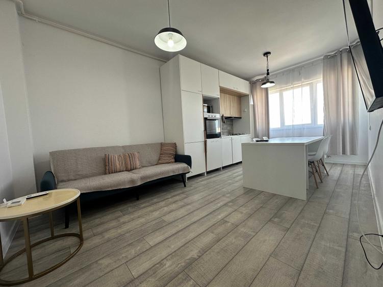 Apartament cu 2 camere semidecomandat în Militari