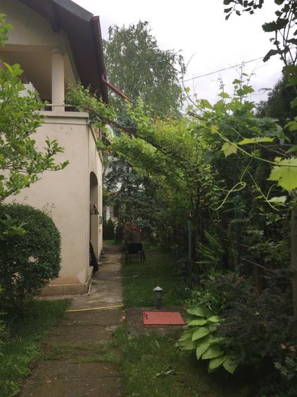 Casă cu 4 camere cu Teren 700 Mp în Ghermănești