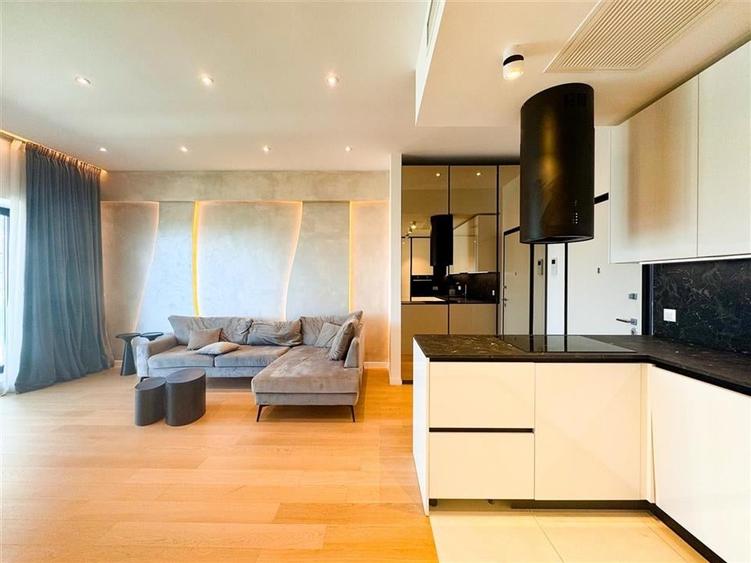 Apartament cu 3 camere decomandat, mobilat în Floreasca