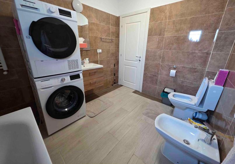 Apartament cu 2 camere semidecomandat în Bucium