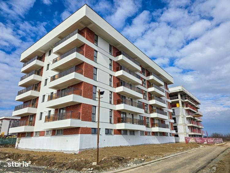 Apartament cu 7 camere decomandat în Galata