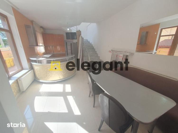 Apartament cu 5 camere în Craiovița Nouă
