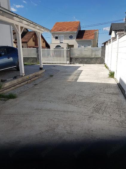 Casă cu 4 camere cu Teren 560 Mp în Săcălaz