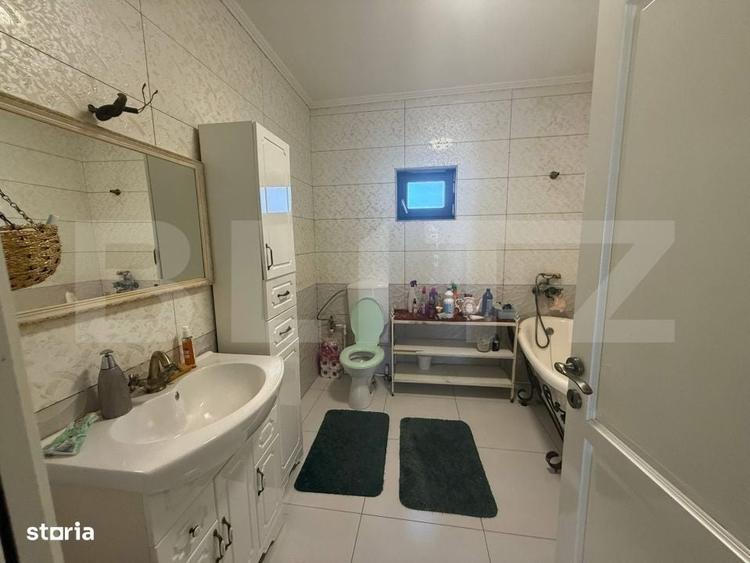 Casă cu 4 camere în Preajba